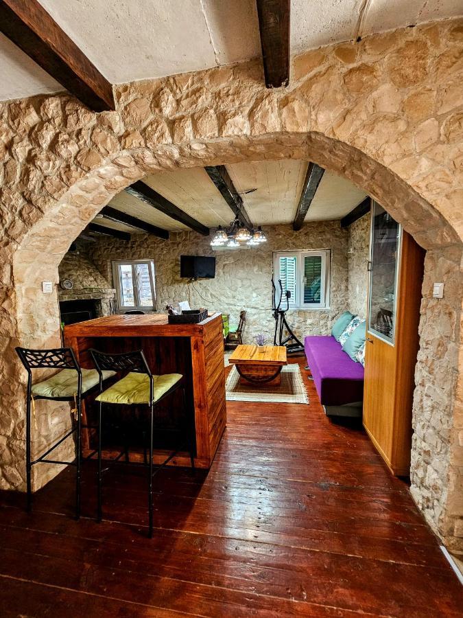Dalmatia Rustica Comfortable One Bedroom+Fireplace Zadar Exterior photo